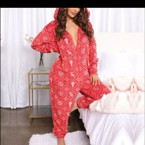 Holiday in white on red